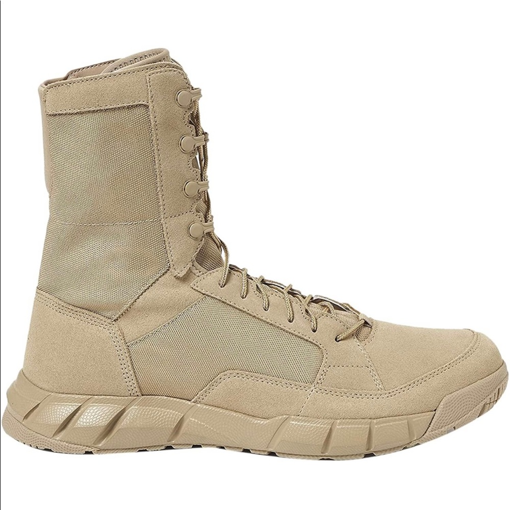 Oakley Men's Light Assault 2 Boots,5.5, Desert